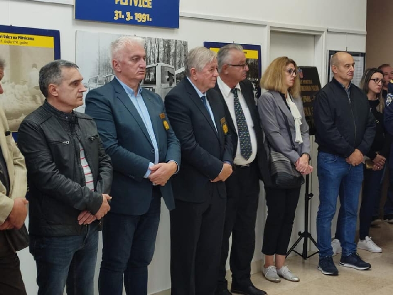 Izložba „Hrvatska policija u Domovinskom ratu – policija u obrani ličko-senjskog kraja“ otvorena je u Gospiću do 31. listopada 2022