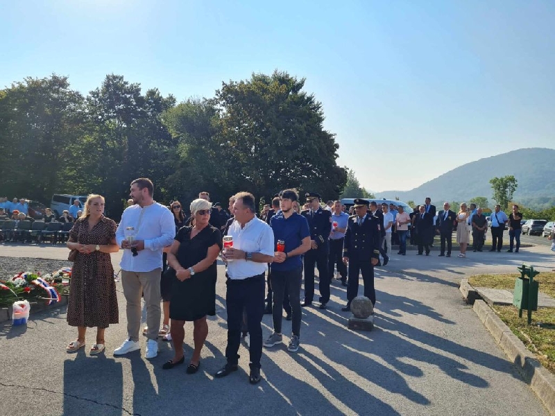 U Žutoj Lokvi obilježena 32. godišnjica pogibije četvorice policijskih službenika