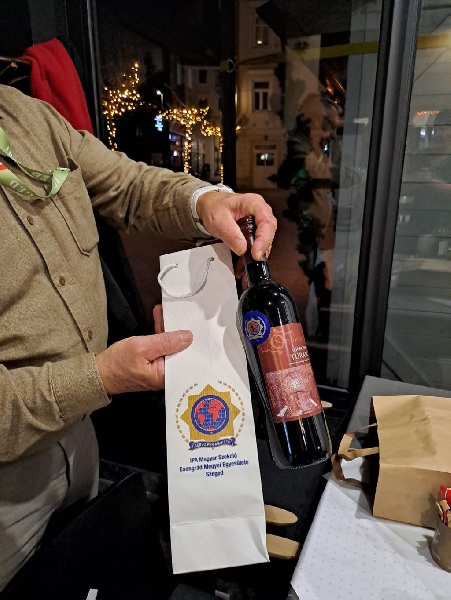 Potpisan Sporazum suradnje dvaju klubova IPA Ličko-senjske ( Croatia ) i IPA Szeged ( Mađarska ) Potpisan Sporazum suradnje dvaju klubova IPA Ličko-senjske ( Croatia ) i IPA Szeged ( Mađarska )