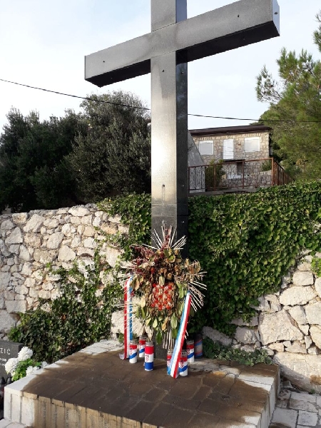Predsjednik Bukovac sa suradnicima u radnom posjetu Općini Karlobag i Gradu Novalji 