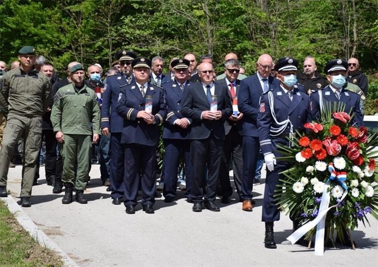 U Rizvanuši odana počast Velebitskim junacima