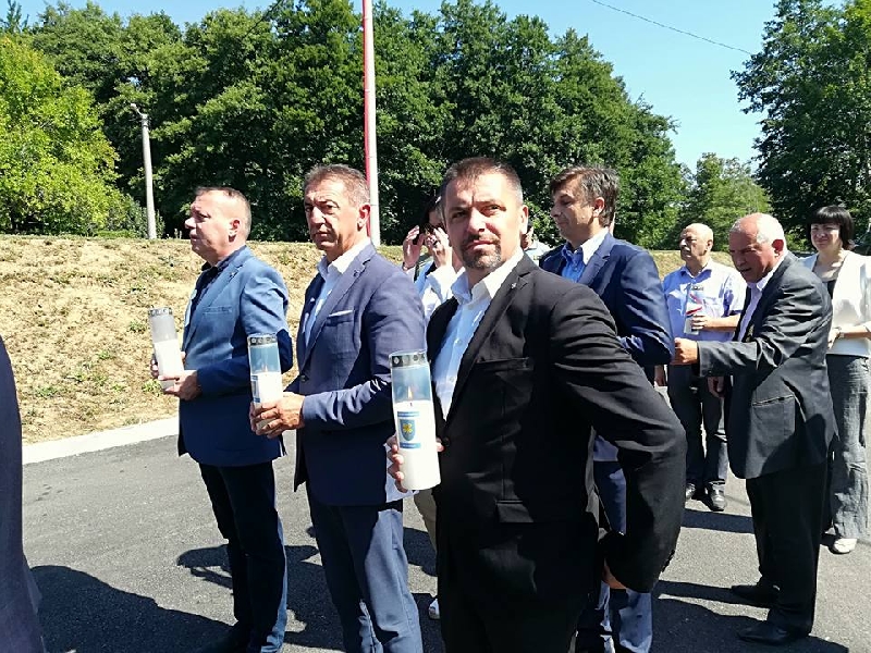 U Rizvanuši obilježen Dan sjećanja
