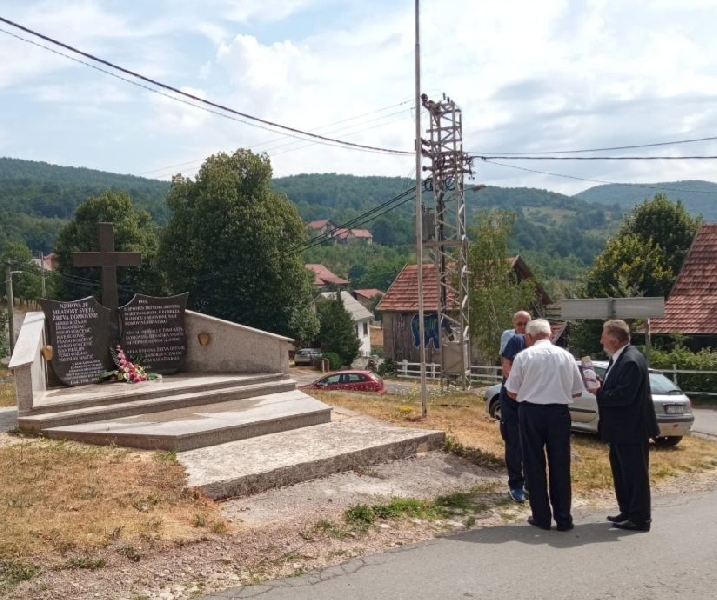 Članovi IPA  Karlovac na dan Gospe Karmelske u Kuterevu 