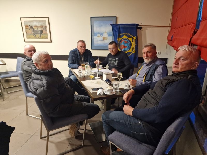 Sjenica Uprovnog  odbora Kluba 