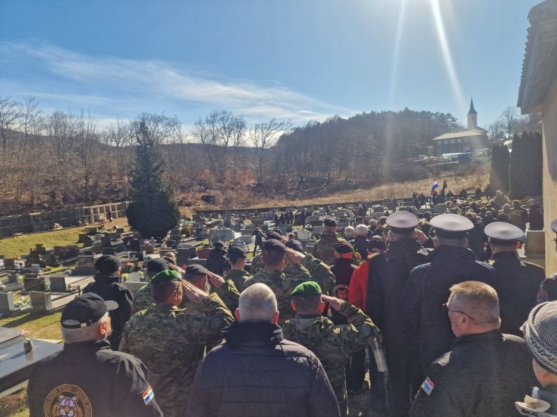 U KRIVOM PUTU OBILJEŽENA 32. OBLJETNICA POGIBIJE HEROJA DOMOVINSKOG RATA DAMIRA TOMLJANOVIĆA – GAVRANA