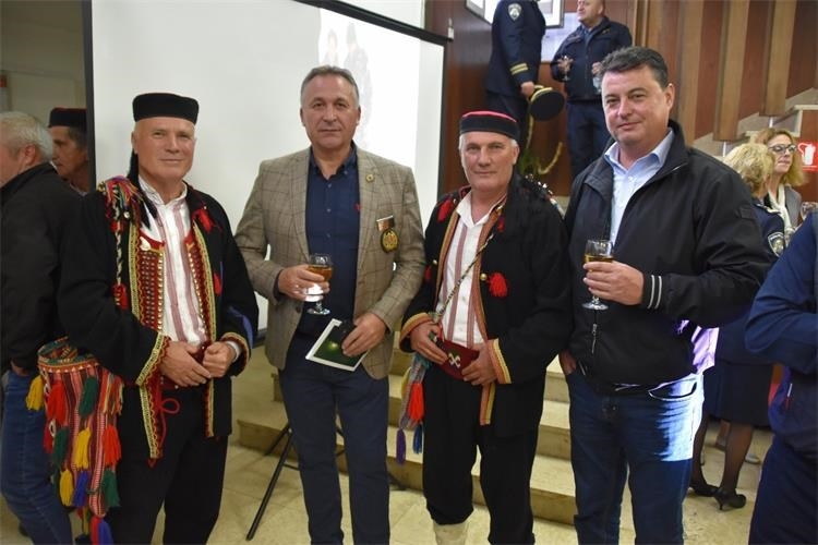 Izložba „Hrvatska policija u Domovinskom ratu – policija u obrani ličko-senjskog kraja“ otvorena je u Gospiću do 31. listopada 2022