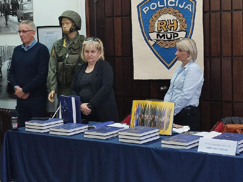 Izložba „Hrvatska policija u Domovinskom ratu – policija u obrani ličko-senjskog kraja“ otvorena je u Gospiću do 31. listopada 2022