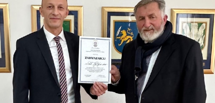 Predsjednik Bukovac uručio zahvalnicu županu Pertyju